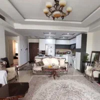 ۹۲ متری / دو خوابه / کلید نخورده / ظفر