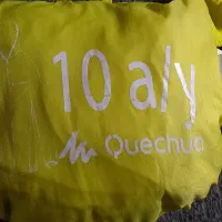 کت ارتفاع ۱۳۳  از نک این آستین تا اون آستینش ۱۴۲|لباس|یاسوج, |دیوار