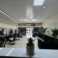 استخدام همکار آرایشگر و کارآموز(مردانه)|استخدام درمانی، زیبایی، بهداشتی|اسلام‌شهر, شهرک قائمیه|دیوار