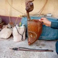 سروز بلوچی خوش صدا و آواز|سازهای سنتی|خاش, |دیوار