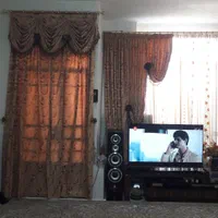 مبل پردهها و جفت لوستر ساعت میز تلوزیون و باندها|مبلمان خانگی و میز عسلی|تربتحیدریه, آغوی|دیوار