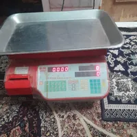 ترازو ۳۰۰کیلویی محک و ترازو ۵۰کیلو|فروشگاه و مغازه|یزد, |دیوار