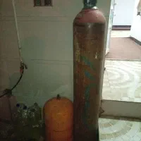 کپسول اکسیژن و گاز بوتان