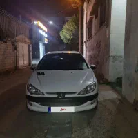 ماشین ۲۰۶ سفید