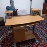 میز کامپیوتر و میز تلوزیون