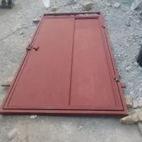 درب حیاط نفرر