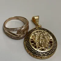 پلاک ورساچه و انگشتر ژوپین استفاده نشده رنگ ثابت