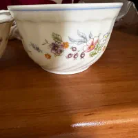 تعدادی ظروف آشپزخانه|ظروف سرو و پذیرایی|تهران, اختیاریه|دیوار