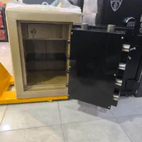 گاوصندوق 550s، گاو صندوق قلابدار|دفتر کار|شیراز, کوزه گری|دیوار