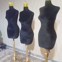 سه عدد مانکن و تعدادی رگال تیله ای ریلی انبر لباس|فروشگاه و مغازه|شیراز, شهرک مطهری|دیوار