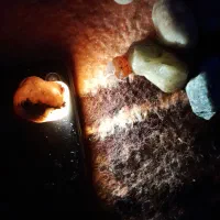 تعدای سنگ برای فروش|جواهرات|بندر انزلی, پرستار|دیوار