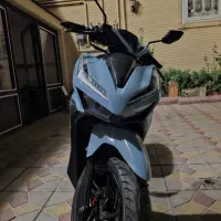 کلیک ۱۵۰ آبی مازراتی