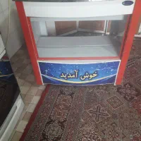 میز|کافی‌شاپ و رستوران|بروجن, |دیوار