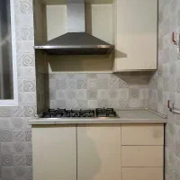 سینک با شیر و هود و گاز رومیزی و گاز فر داره نو