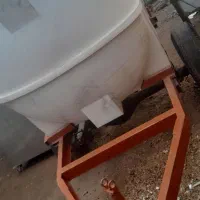 یک عدد تانکر آبرسان 2500لیتری ویک عدد وارمن