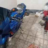 موتور سنگین سوزوکی ریسrf400|موتورسیکلت|شاهین‌شهر, گزبرخوار|دیوار