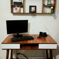 میز کامپیوتر