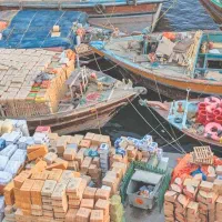 لنج اماده بارگیری