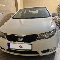 سراتو مدل 94 موتور 2000 اتومات