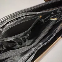 کیف مشکی بزرگ نو هست اصلا برنداشتمش|کیف، کفش، کمربند|رشت, حمیدیان|دیوار