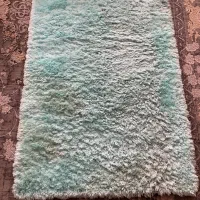 دو عدد قالیچه کنار تخت