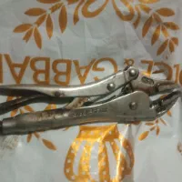 اچار قفلی آمریکایی