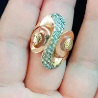 انگشتر زیبا ونمادار