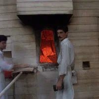 شاطر نان سنگگی و بربری سنتی