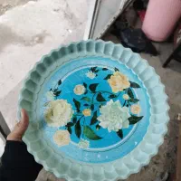 سینی و قوری و جانونی و سطل اشغال