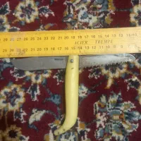 چاقوی قدیمی اره دار