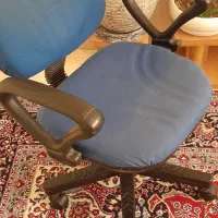 تخت دوطبقه بعلاوه صندلی