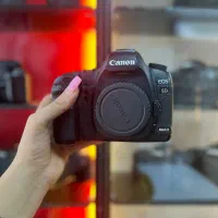 دوربین کانن Canon 5d mark ii همراه با لوازم جانبی