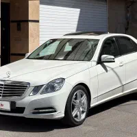 BENZ. E300