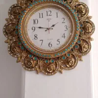 ساعت دیواری