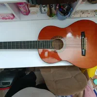 گیتار در حد نو