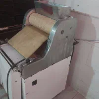 دستگاه آلمانی زن کارگاه شیرینی پزی