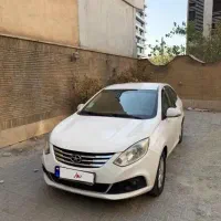 جک j4 مدل ۹۷ سالم