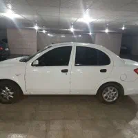 خودرو ساینا سفید