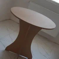 میزگرد چوبی