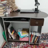 میز تحریر و صندلی