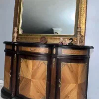 آیینه و کنسول