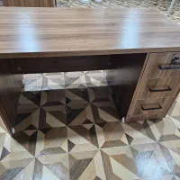 فروش ست میز و کمد بایگانی در حد نو