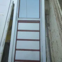 درب آلومینیومی سالم با چارچوب به قیمت ضایعات