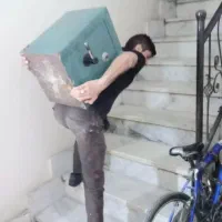 حمل و جابجایی بارگیری و تخلیه بار شهرستان تضمینی.