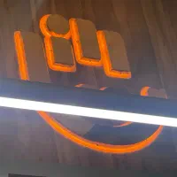 نیروی چیدمان اقا و فروشنده خانم