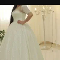 لباس عروس نو نو فقط ۲ ساعت پوشیده شده در تالار