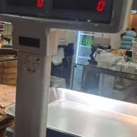 ترازو ۳۵ کیلویی صدر|فروشگاه و مغازه|ری, سرتخت|دیوار