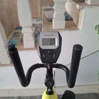 دوچرخه ثابت ورزشی مبله سالم تمیز|تجهیزات ورزشی|تهران, تهرانسر مرکزی|دیوار