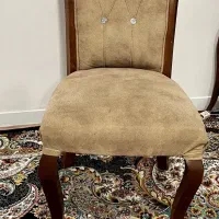 میز ناهار خوری در حد نو