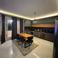 رهن واحد ۱۲۰ متری براصلی خیابان پاسداران